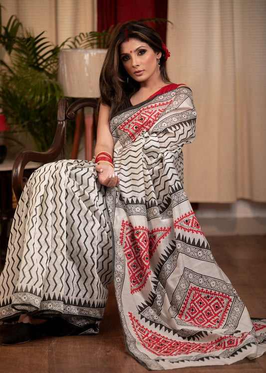White And Red Color Combination Digital Printed Linen Saree
