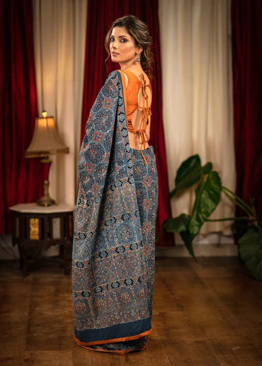 Stylish Multi Color Digital Kalamkari Printed Cotton Linen Saree.