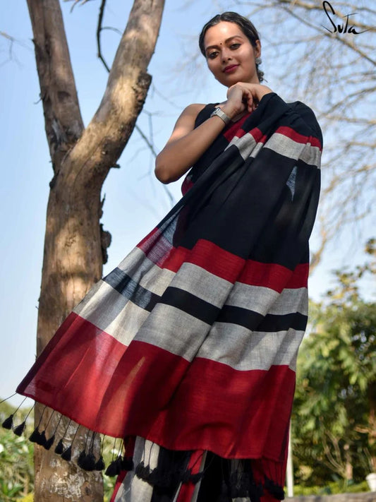 Fabules Black And Red Pure Cotton Linen Saree Digital Printed Linen Saree.